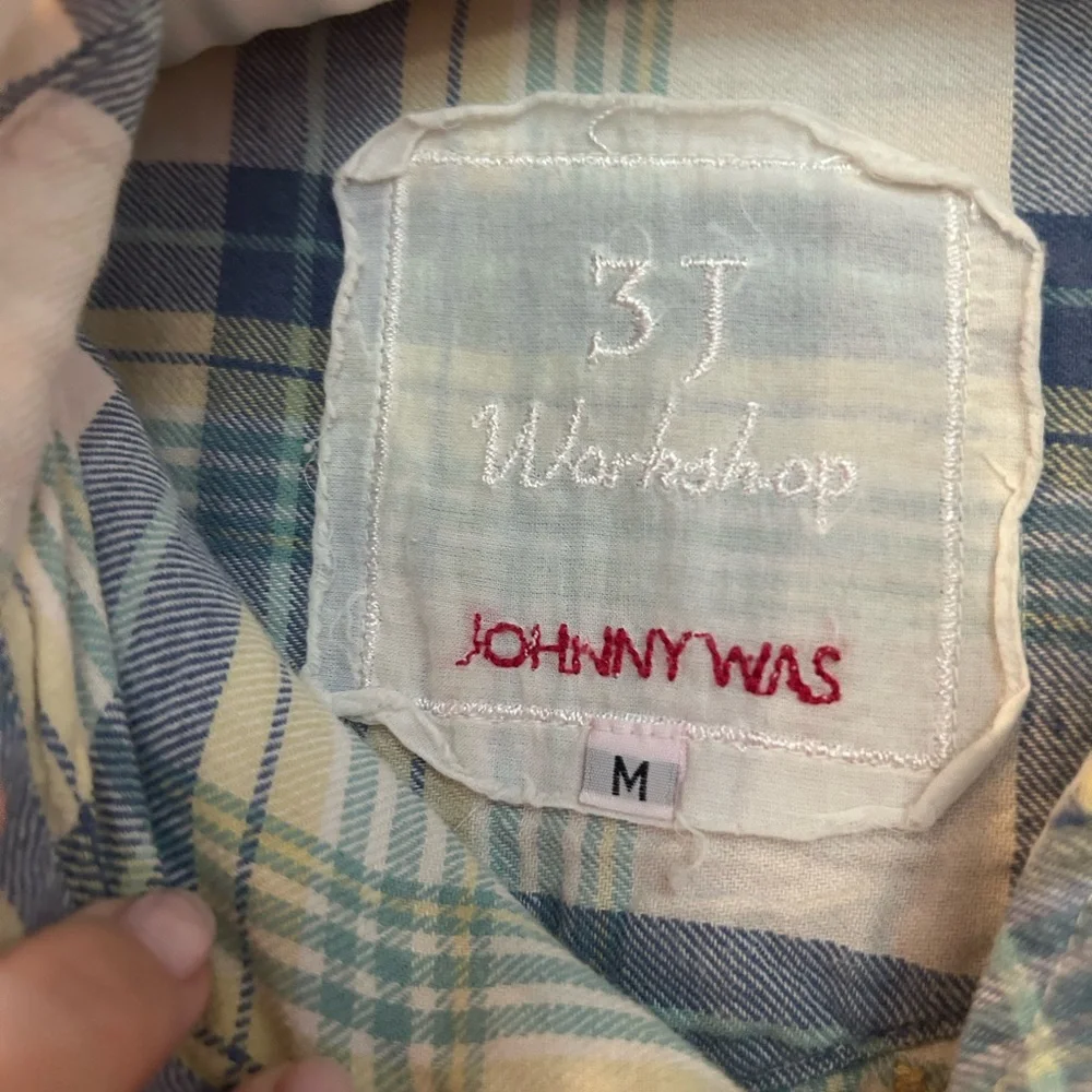 Johnny Was Button up - Picture 2 of 4